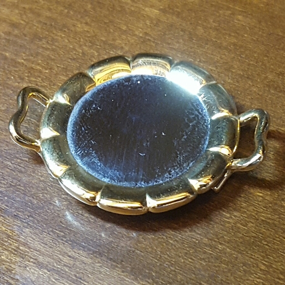 SWAROVSKI CRYSTAL BIRTHDAY CAKE FIGURINE #191602 - Picture 5 of 8